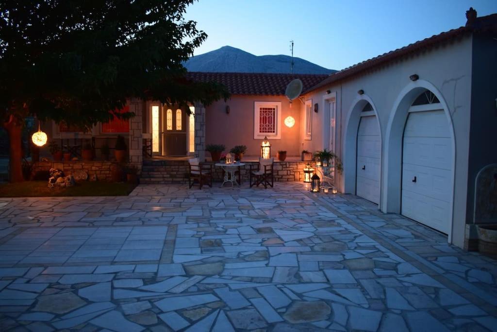 Βίλα Εύη Ligourio Exterior photo